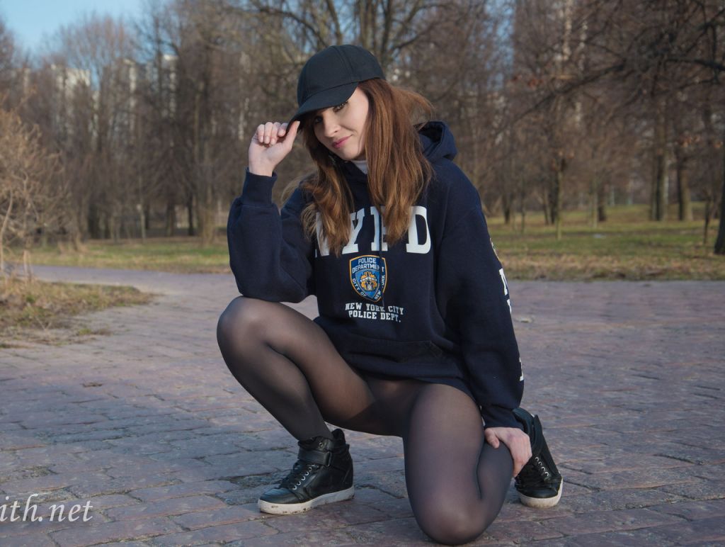 sample pantyhose image