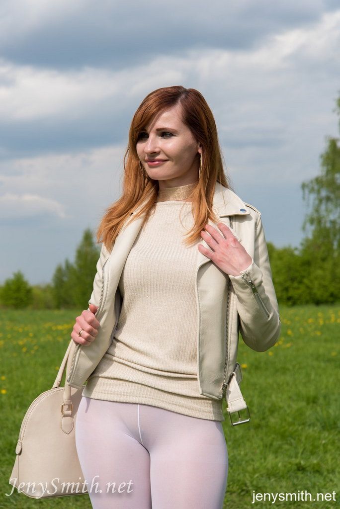 sample pantyhose image