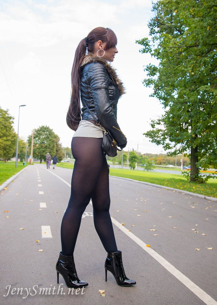 sample pantyhose image