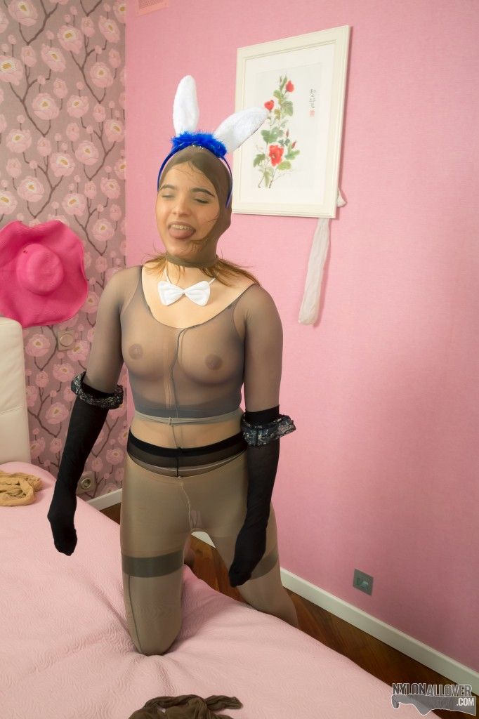 sample pantyhose image