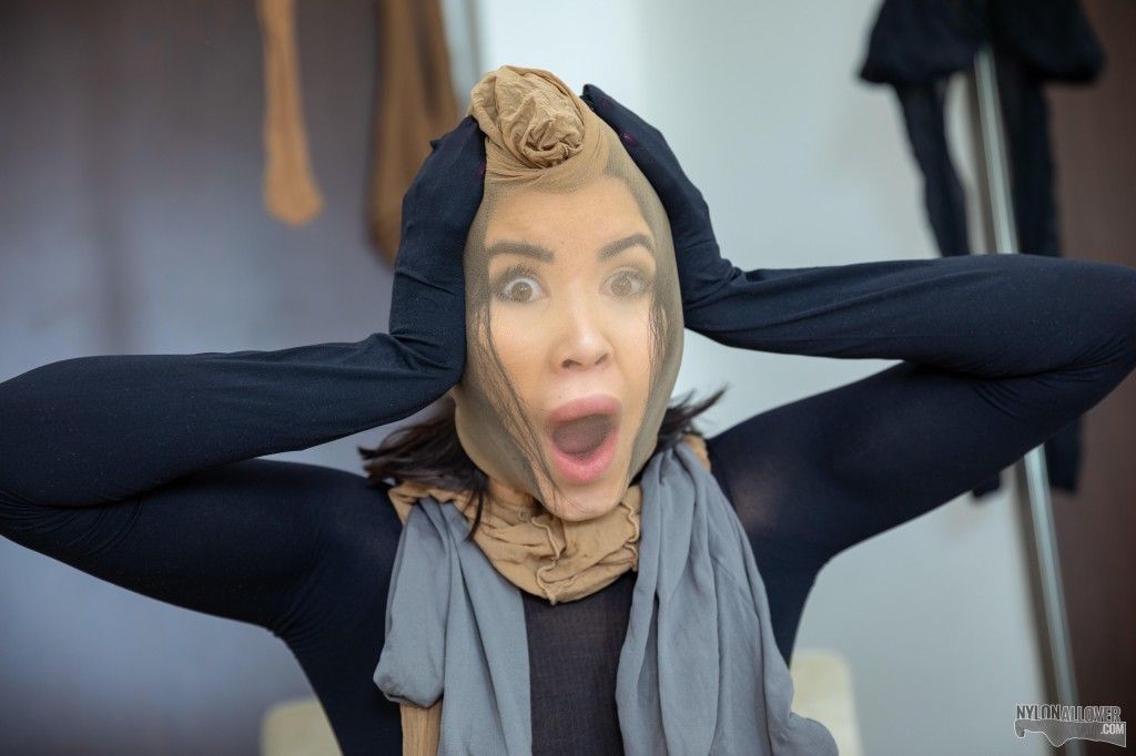 sample pantyhose image