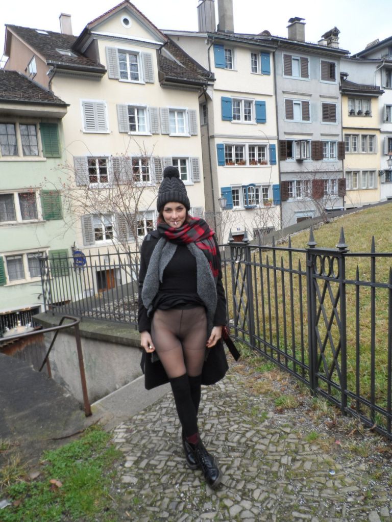 sample pantyhose image