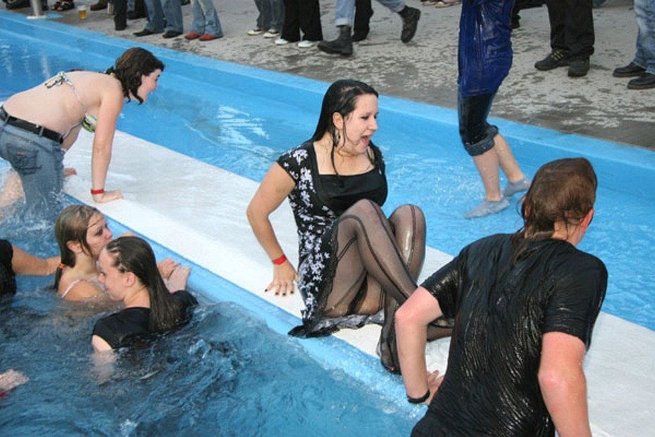 sample pantyhose image