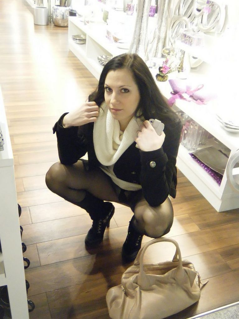 sample pantyhose image