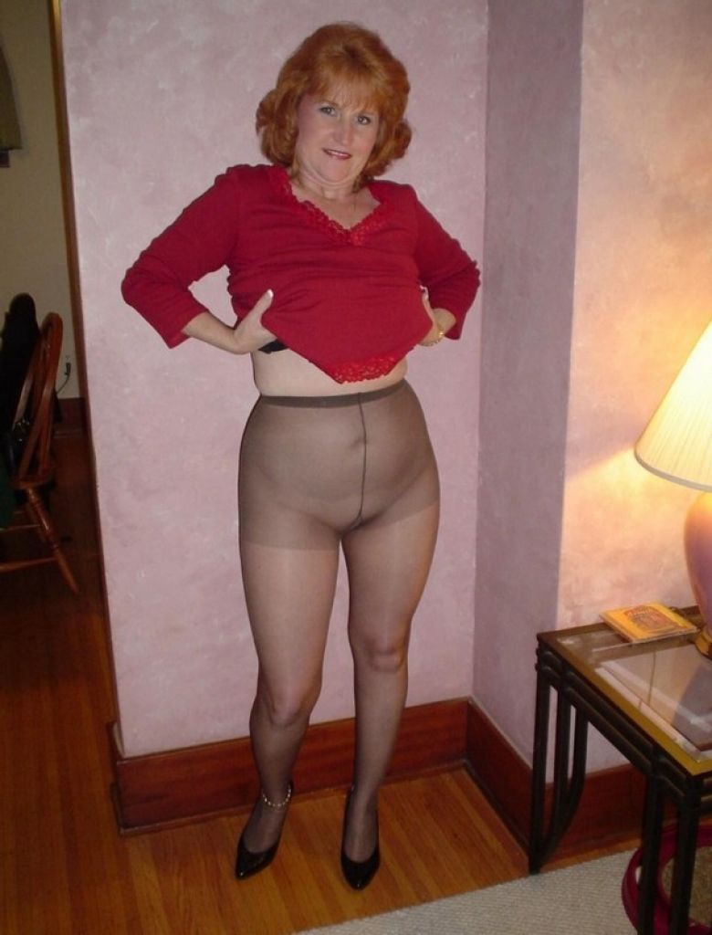 sample pantyhose image
