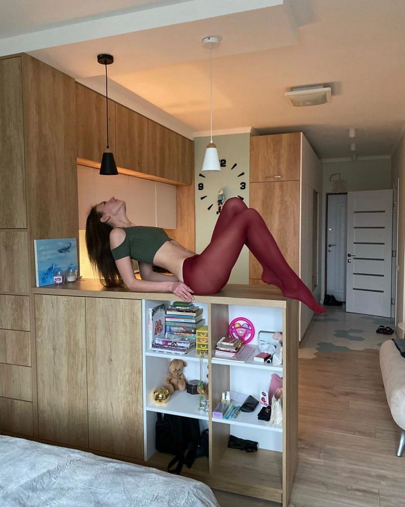 sample pantyhose image